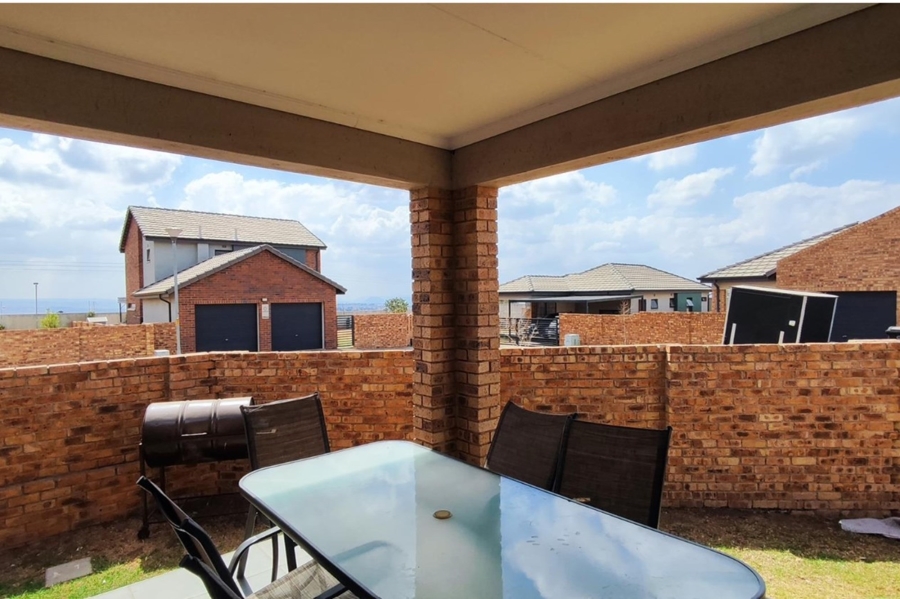 3 Bedroom Property for Sale in Lion Pride Gauteng