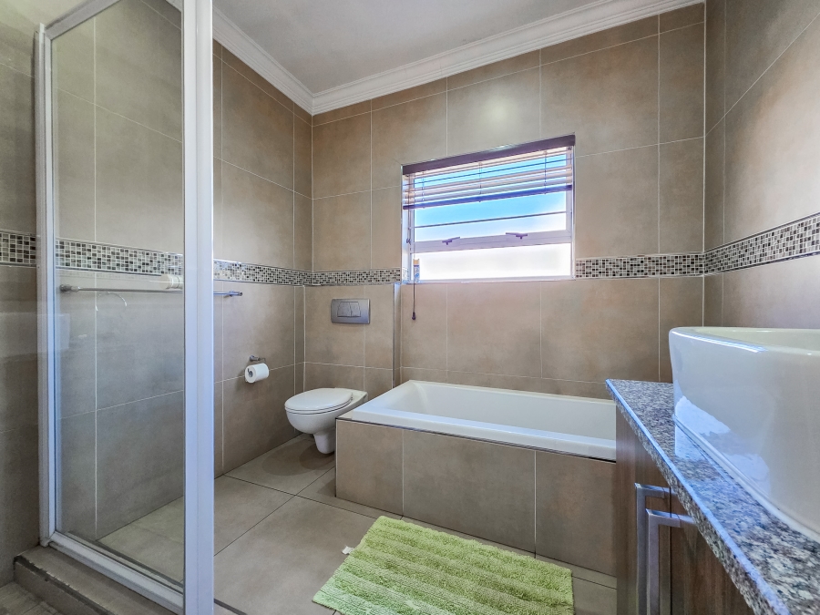 4 Bedroom Property for Sale in Lynnwood Gauteng