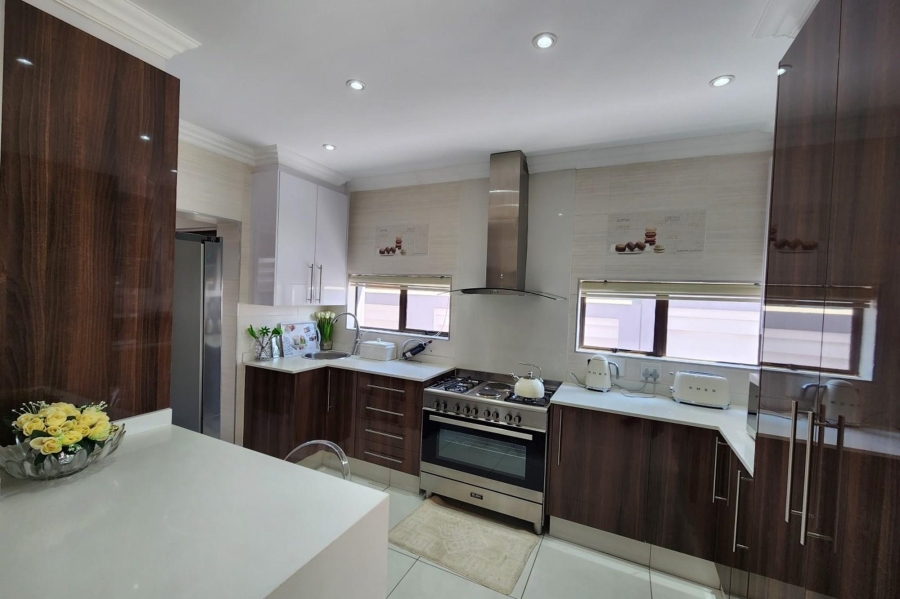 To Let 3 Bedroom Property for Rent in Helderwyk Gauteng