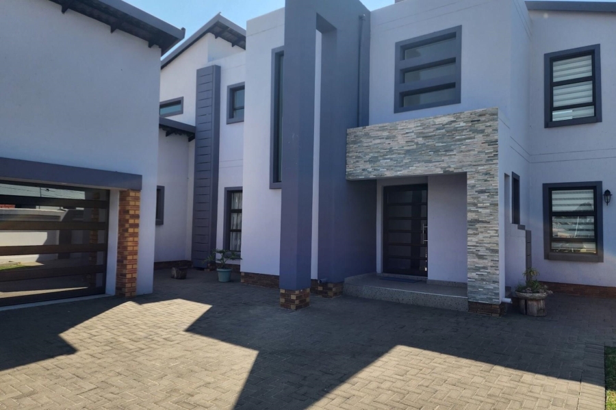 To Let 3 Bedroom Property for Rent in Helderwyk Gauteng