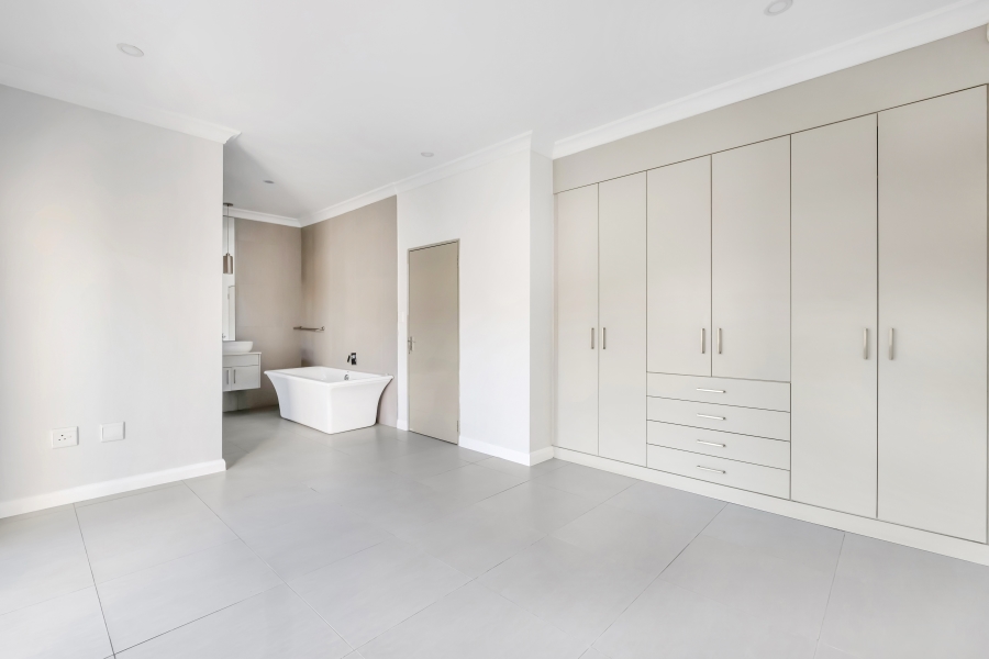 3 Bedroom Property for Sale in Willowbrook Gauteng