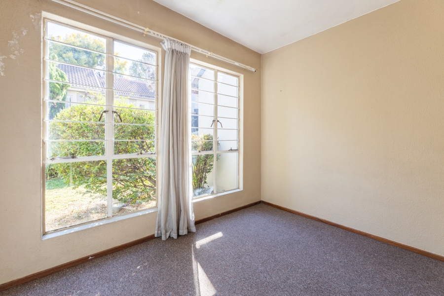 2 Bedroom Property for Sale in Douglasdale Gauteng