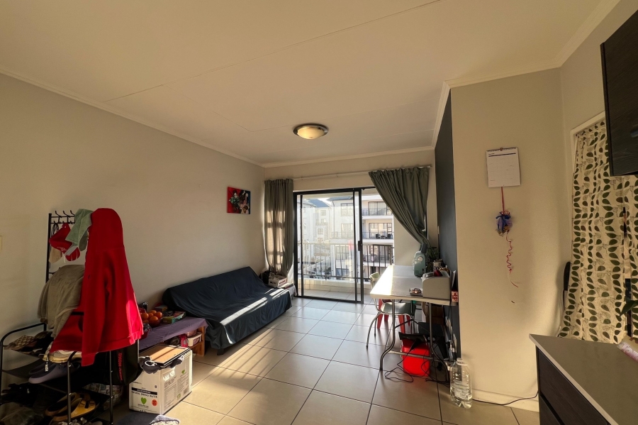 1 Bedroom Property for Sale in Bryanston Gauteng