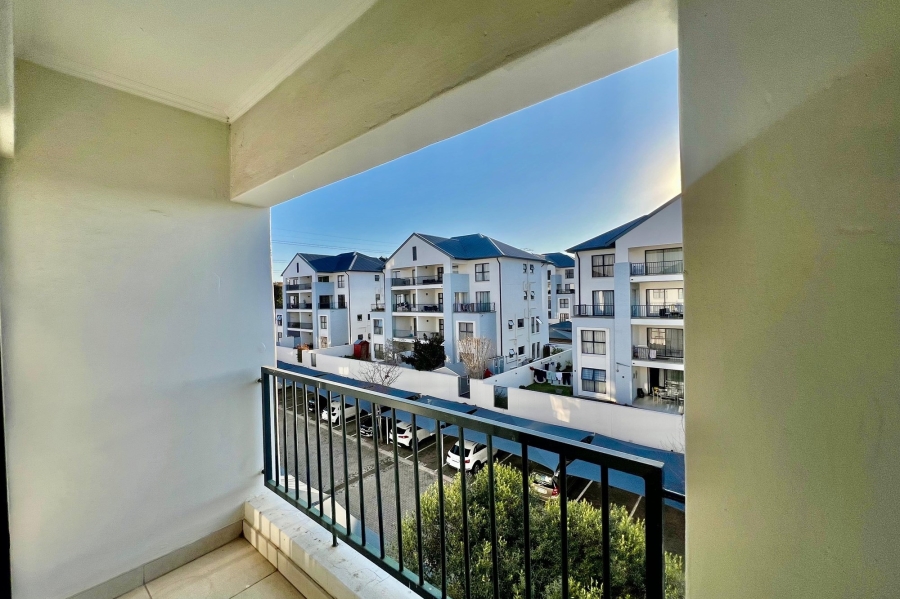 1 Bedroom Property for Sale in Bryanston Gauteng