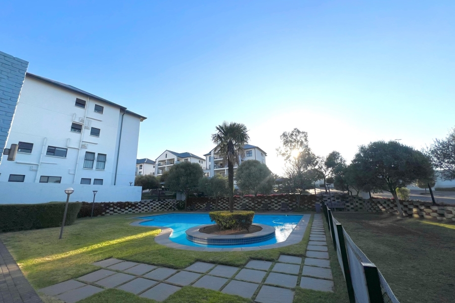 1 Bedroom Property for Sale in Bryanston Gauteng