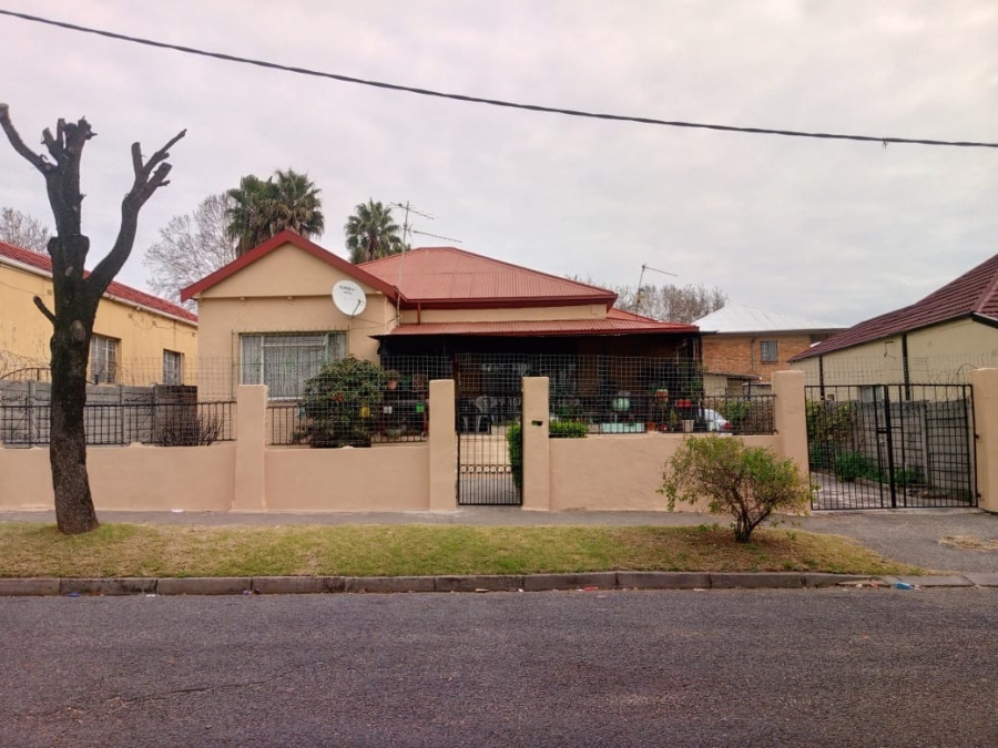4 Bedroom Property for Sale in Rosettenville Gauteng