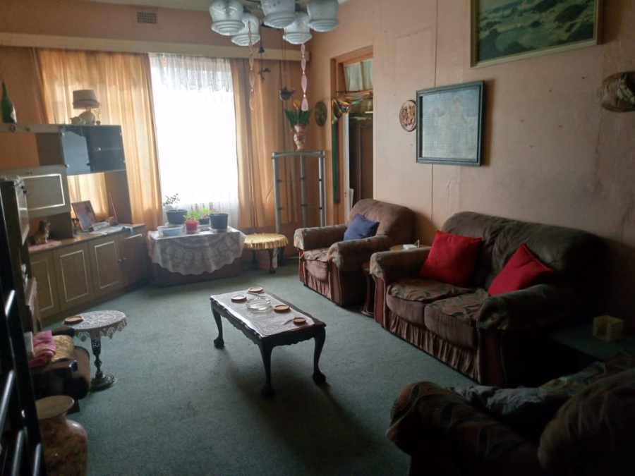 4 Bedroom Property for Sale in Rosettenville Gauteng
