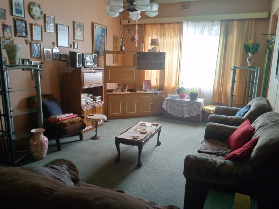 4 Bedroom Property for Sale in Rosettenville Gauteng