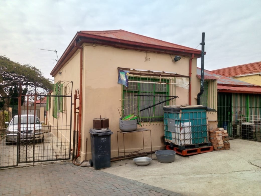 4 Bedroom Property for Sale in Rosettenville Gauteng