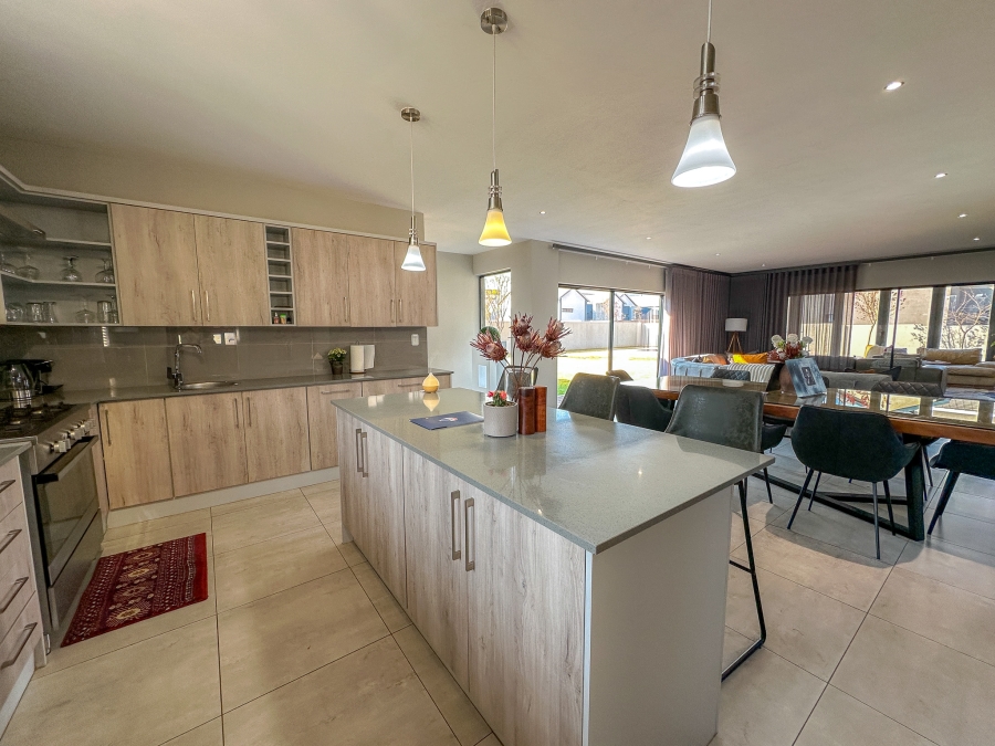 4 Bedroom Property for Sale in Midstream Meadows Gauteng