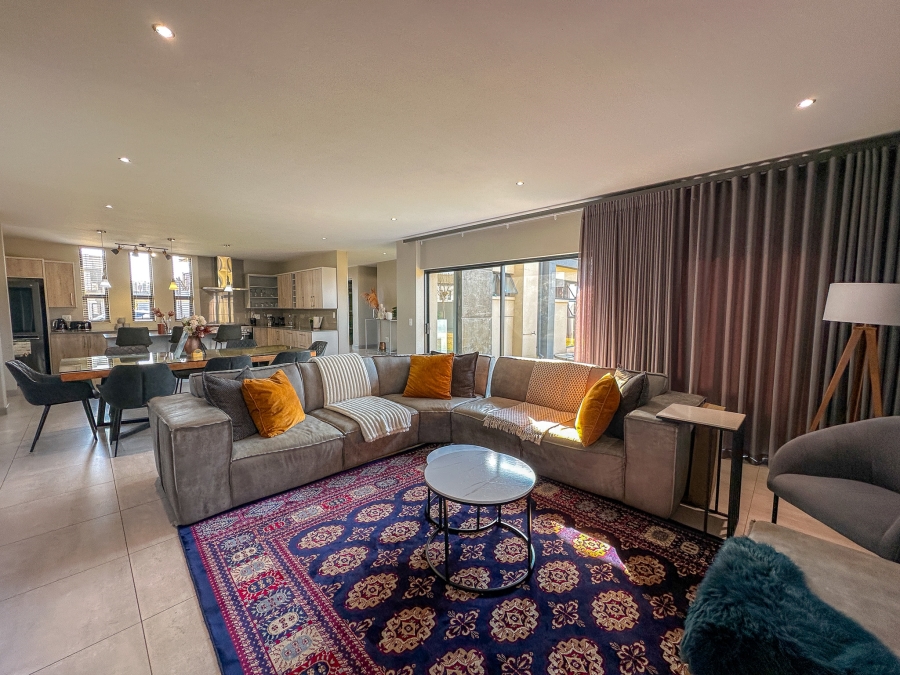 4 Bedroom Property for Sale in Midstream Meadows Gauteng