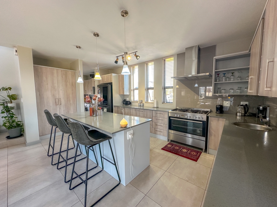4 Bedroom Property for Sale in Midstream Meadows Gauteng