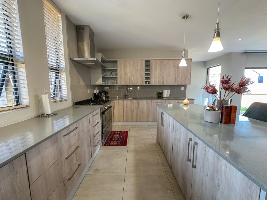 4 Bedroom Property for Sale in Midstream Meadows Gauteng