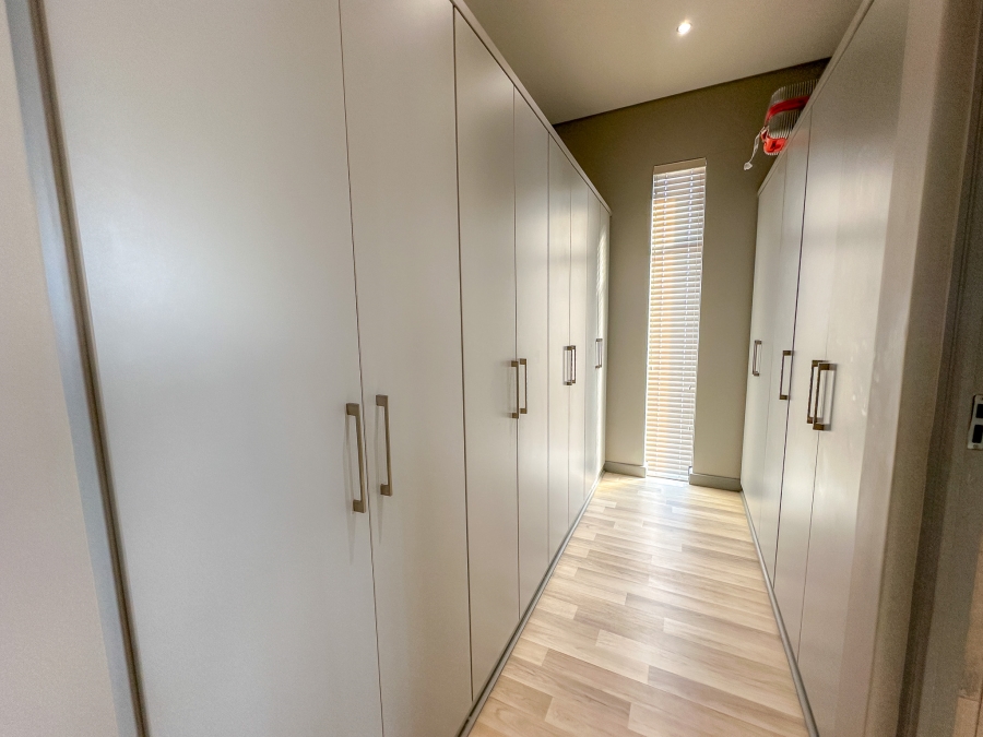 4 Bedroom Property for Sale in Midstream Meadows Gauteng