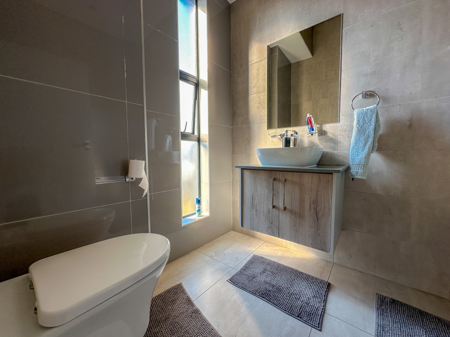 4 Bedroom Property for Sale in Midstream Meadows Gauteng