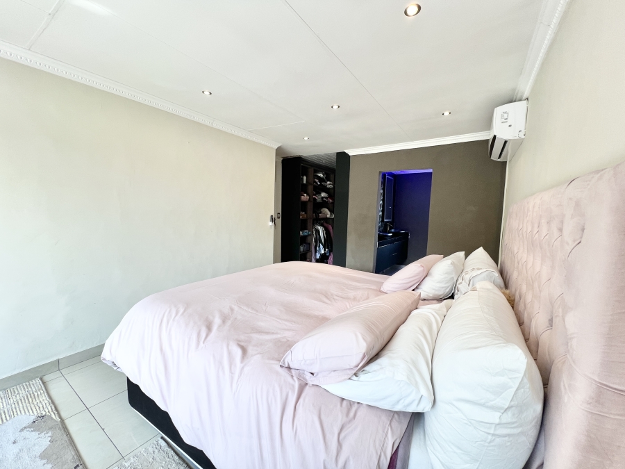 3 Bedroom Property for Sale in Kyalami Hills Gauteng