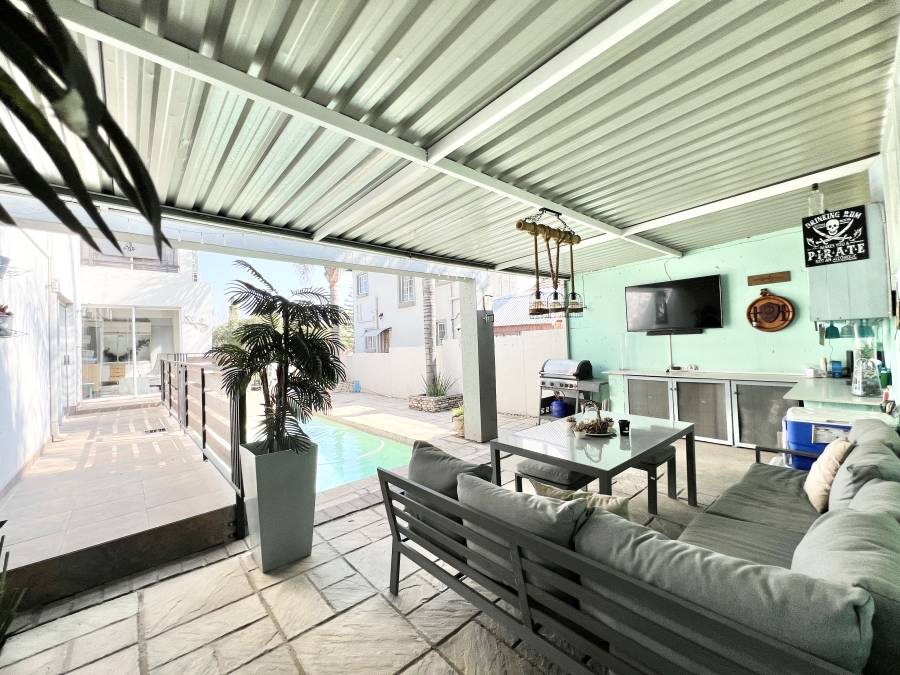 3 Bedroom Property for Sale in Kyalami Hills Gauteng