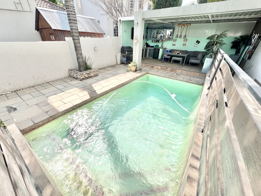 3 Bedroom Property for Sale in Kyalami Hills Gauteng