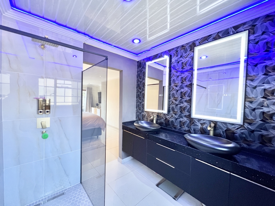 3 Bedroom Property for Sale in Kyalami Hills Gauteng