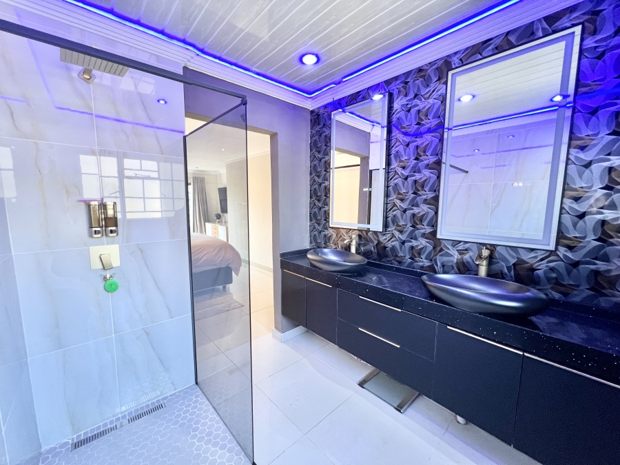 3 Bedroom Property for Sale in Kyalami Hills Gauteng