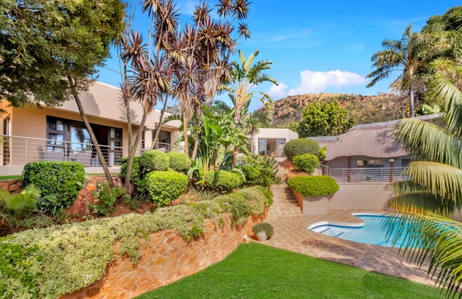 4 Bedroom Property for Sale in Little Falls Gauteng