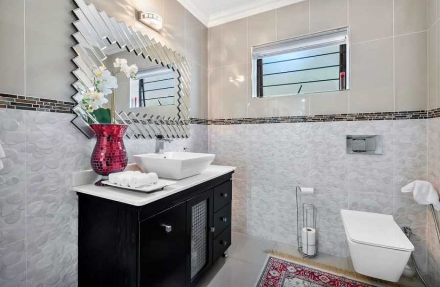4 Bedroom Property for Sale in Little Falls Gauteng