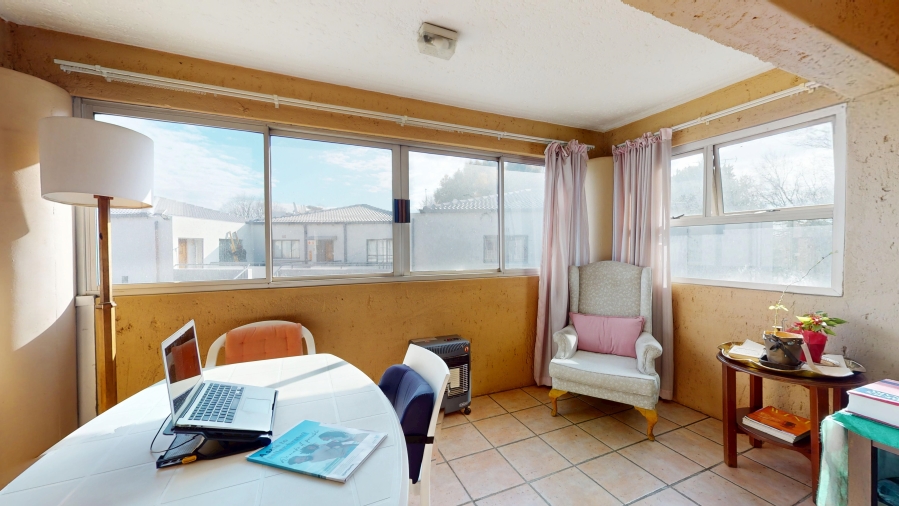 3 Bedroom Property for Sale in Parkhill Gardens Gauteng