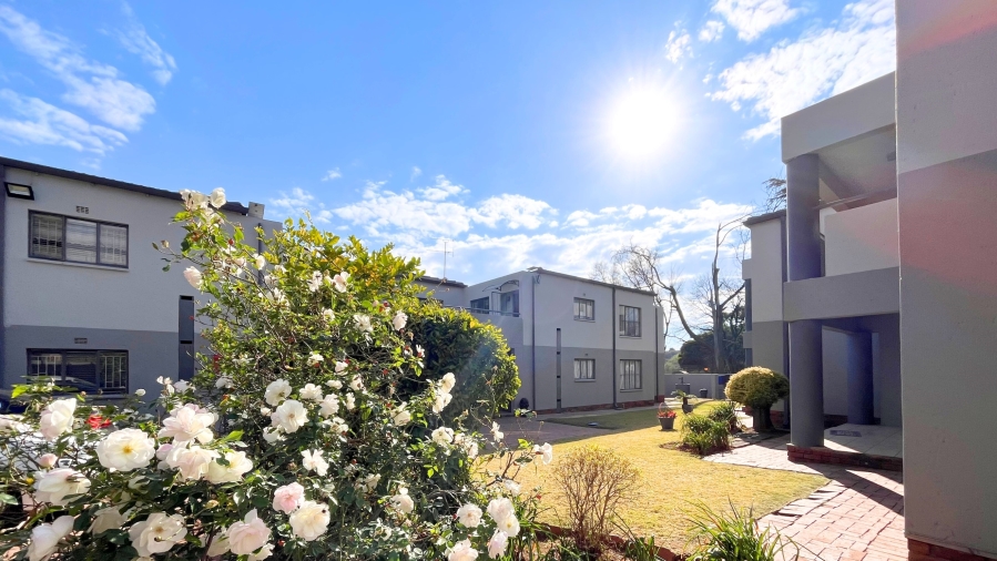 3 Bedroom Property for Sale in Parkhill Gardens Gauteng