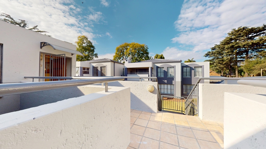 3 Bedroom Property for Sale in Parkhill Gardens Gauteng