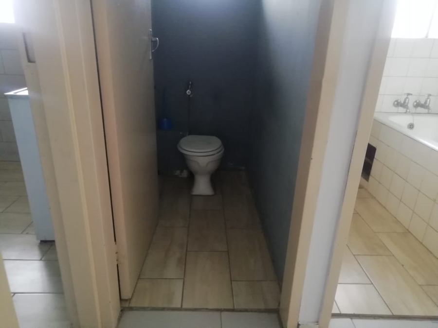 2 Bedroom Property for Sale in Sunnyside Gauteng