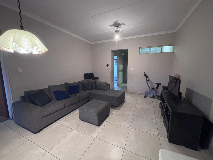 2 Bedroom Property for Sale in Sunnyside Gauteng