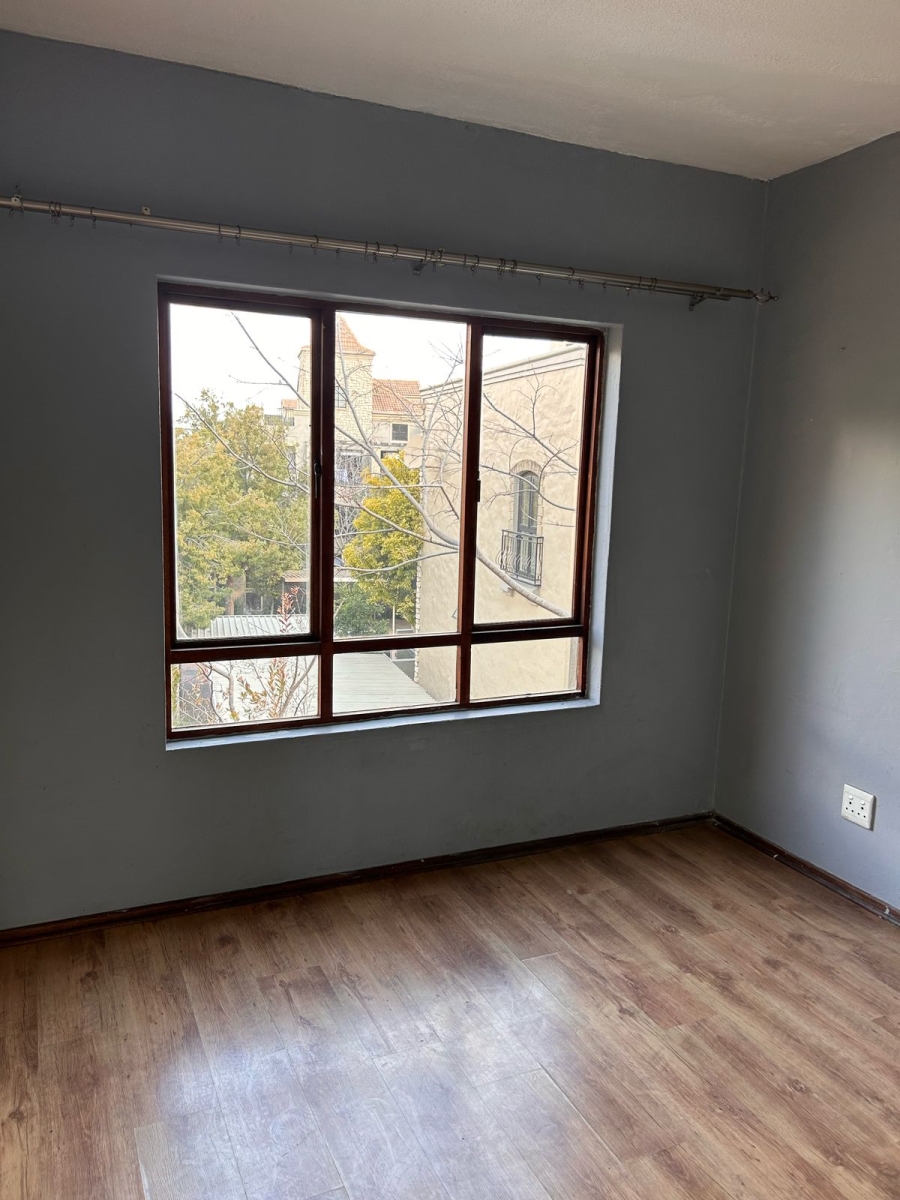 2 Bedroom Property for Sale in Lonehill Gauteng