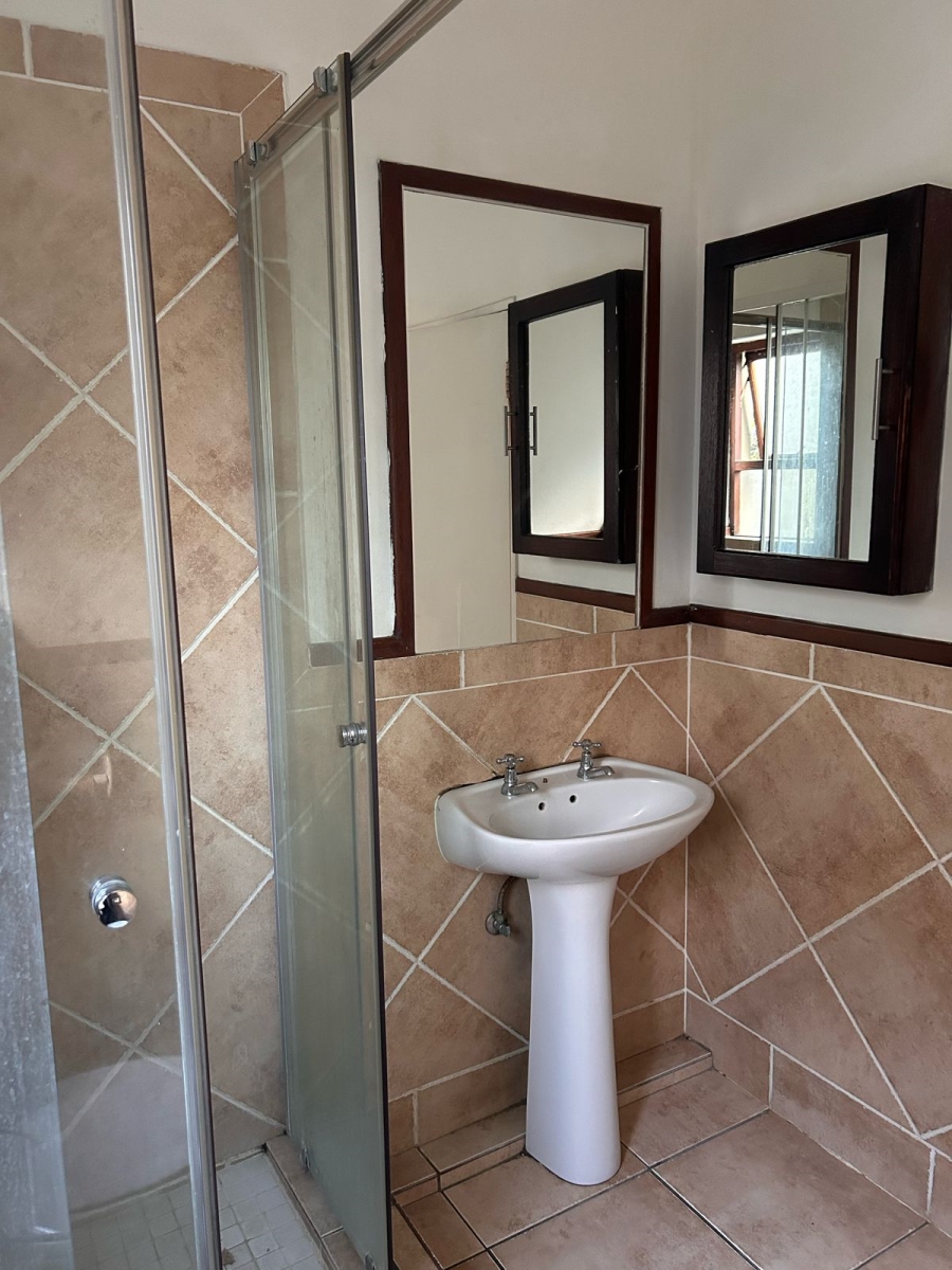 2 Bedroom Property for Sale in Lonehill Gauteng
