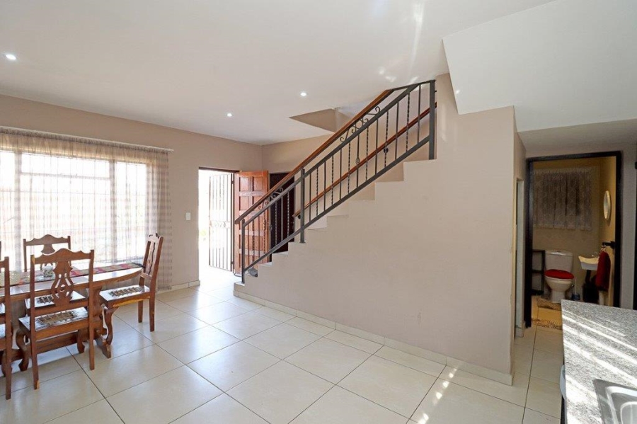 4 Bedroom Property for Sale in Marais Steyn Park Gauteng