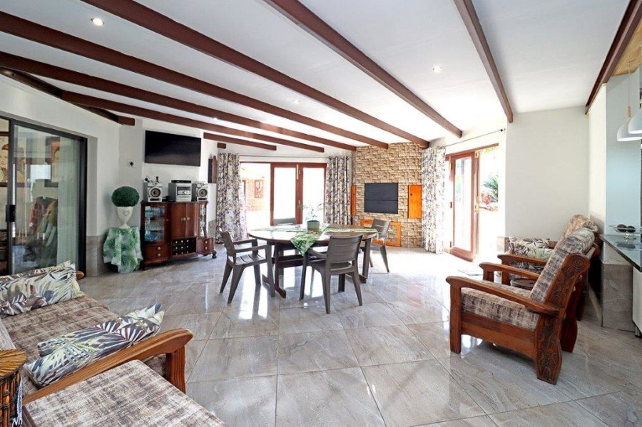 4 Bedroom Property for Sale in Marais Steyn Park Gauteng