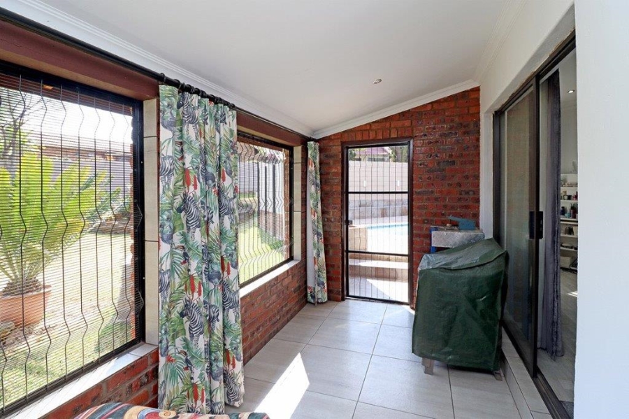 4 Bedroom Property for Sale in Marais Steyn Park Gauteng