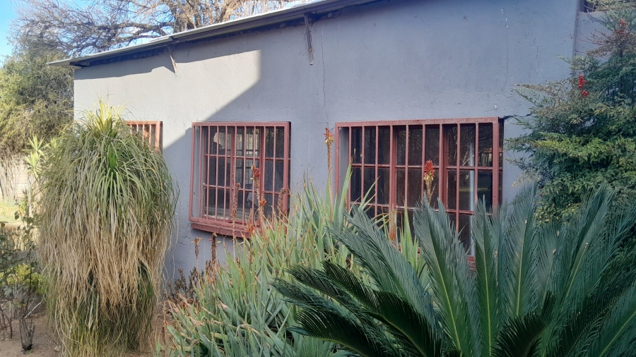 3 Bedroom Property for Sale in Theoville Gauteng