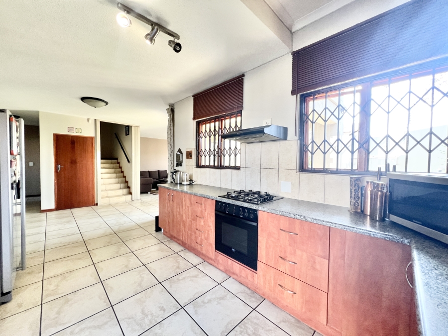 3 Bedroom Property for Sale in Country View Estate Gauteng
