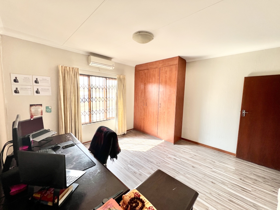 3 Bedroom Property for Sale in Country View Estate Gauteng