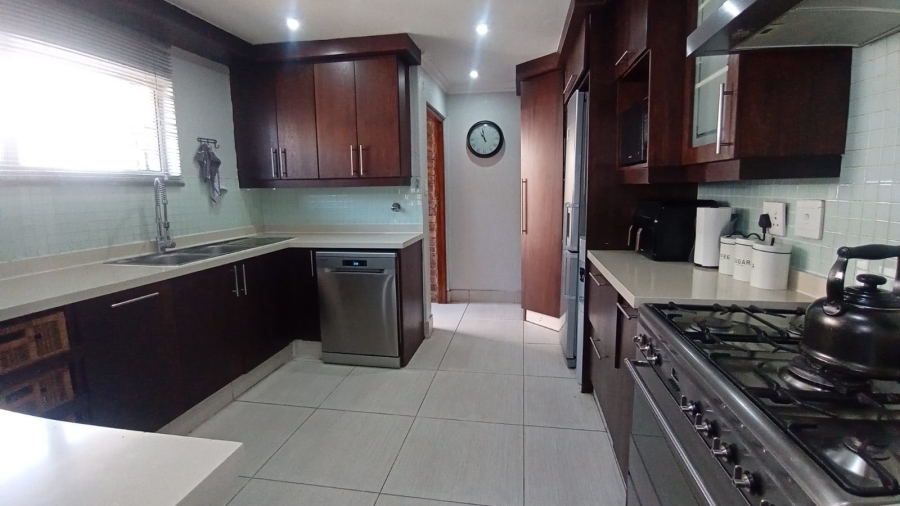 3 Bedroom Property for Sale in Radiokop Gauteng