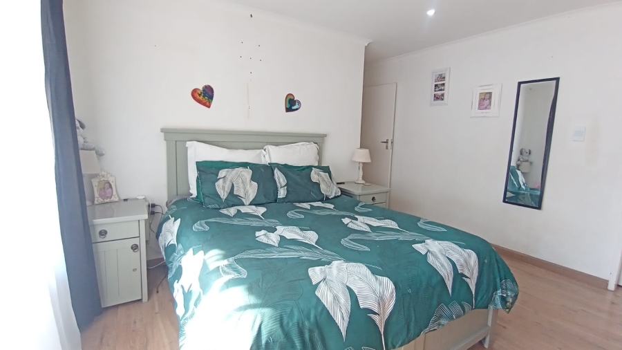 3 Bedroom Property for Sale in Radiokop Gauteng