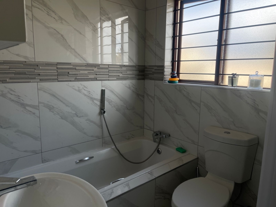 To Let 3 Bedroom Property for Rent in Arundo Estate Gauteng