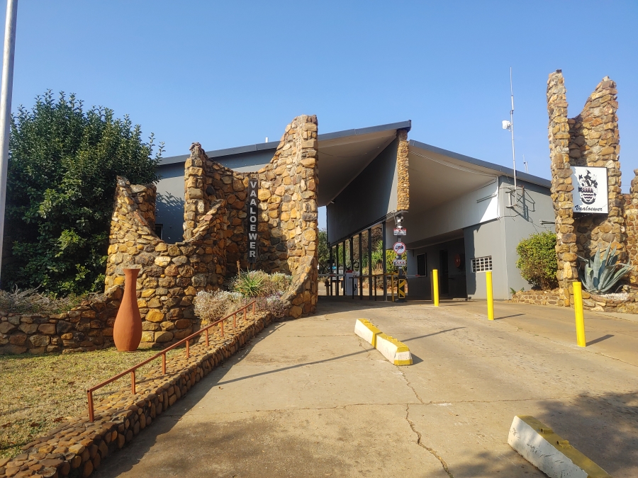 0 Bedroom Property for Sale in Vaaloewer Gauteng