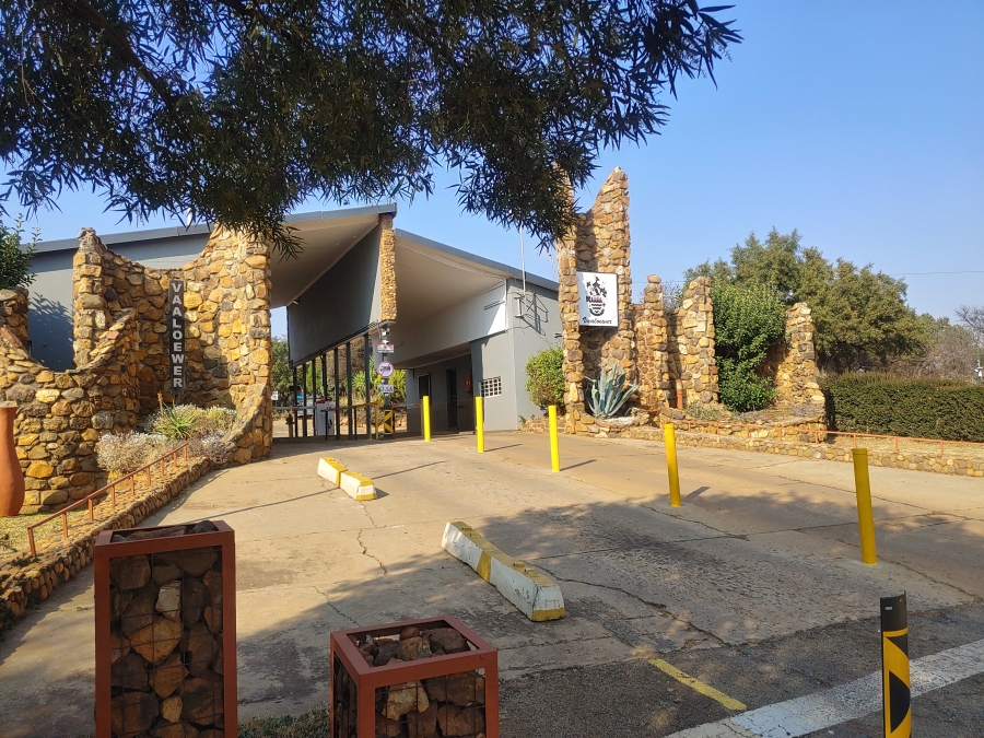 0 Bedroom Property for Sale in Vaaloewer Gauteng