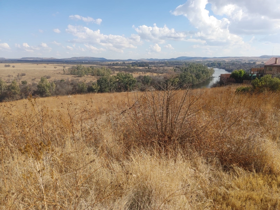 0 Bedroom Property for Sale in Vaaloewer Gauteng