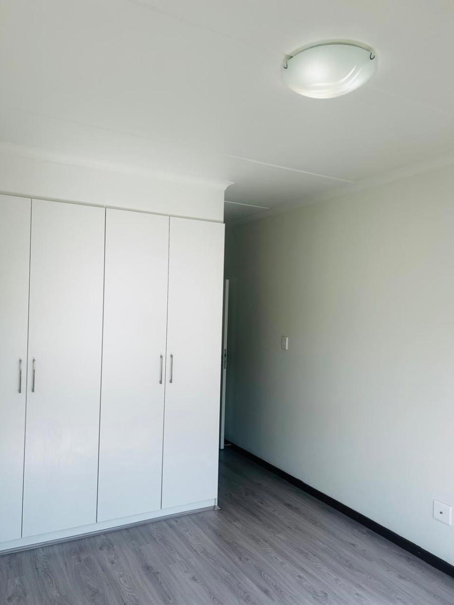 2 Bedroom Property for Sale in The View Gauteng