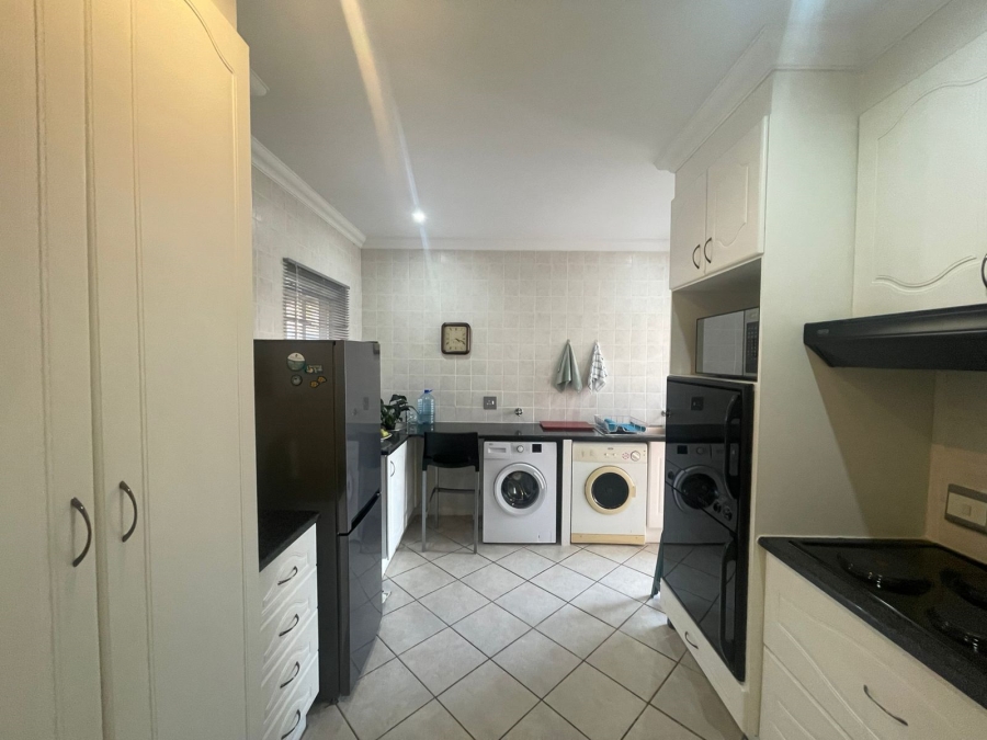 To Let 2 Bedroom Property for Rent in Eldoraigne Gauteng