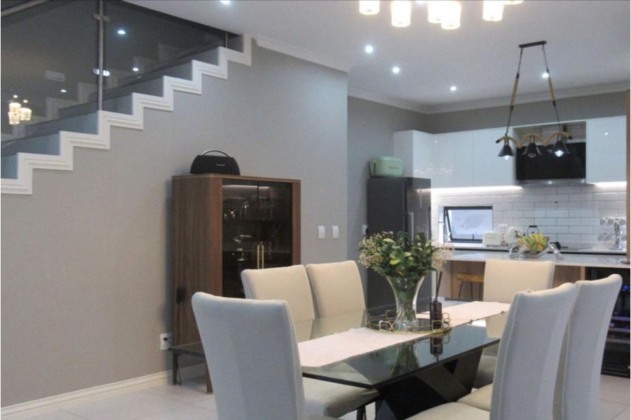 4 Bedroom Property for Sale in Olivedale Gauteng