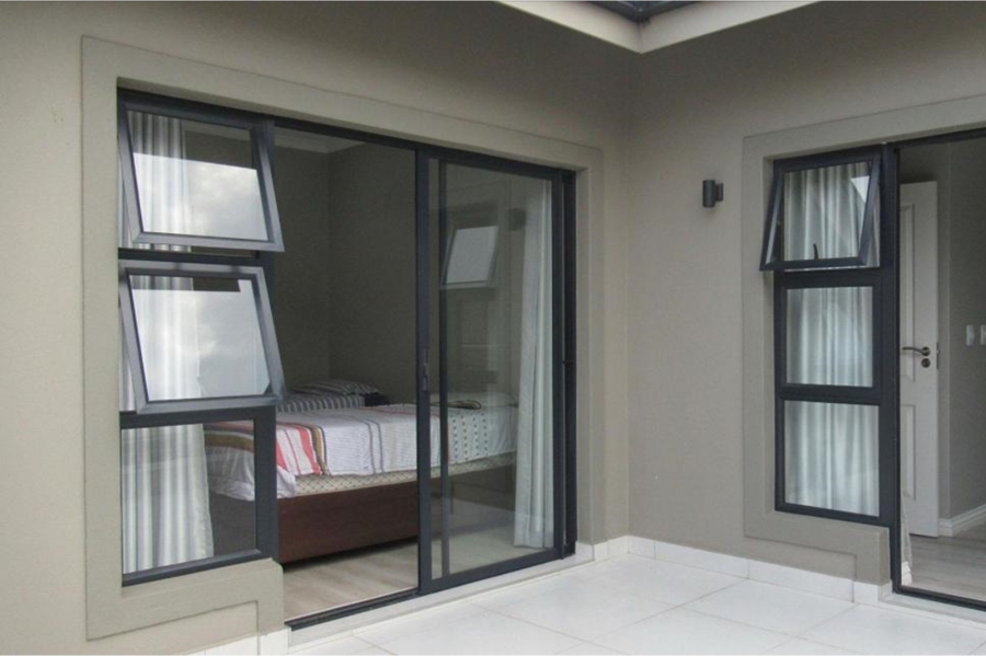 4 Bedroom Property for Sale in Olivedale Gauteng