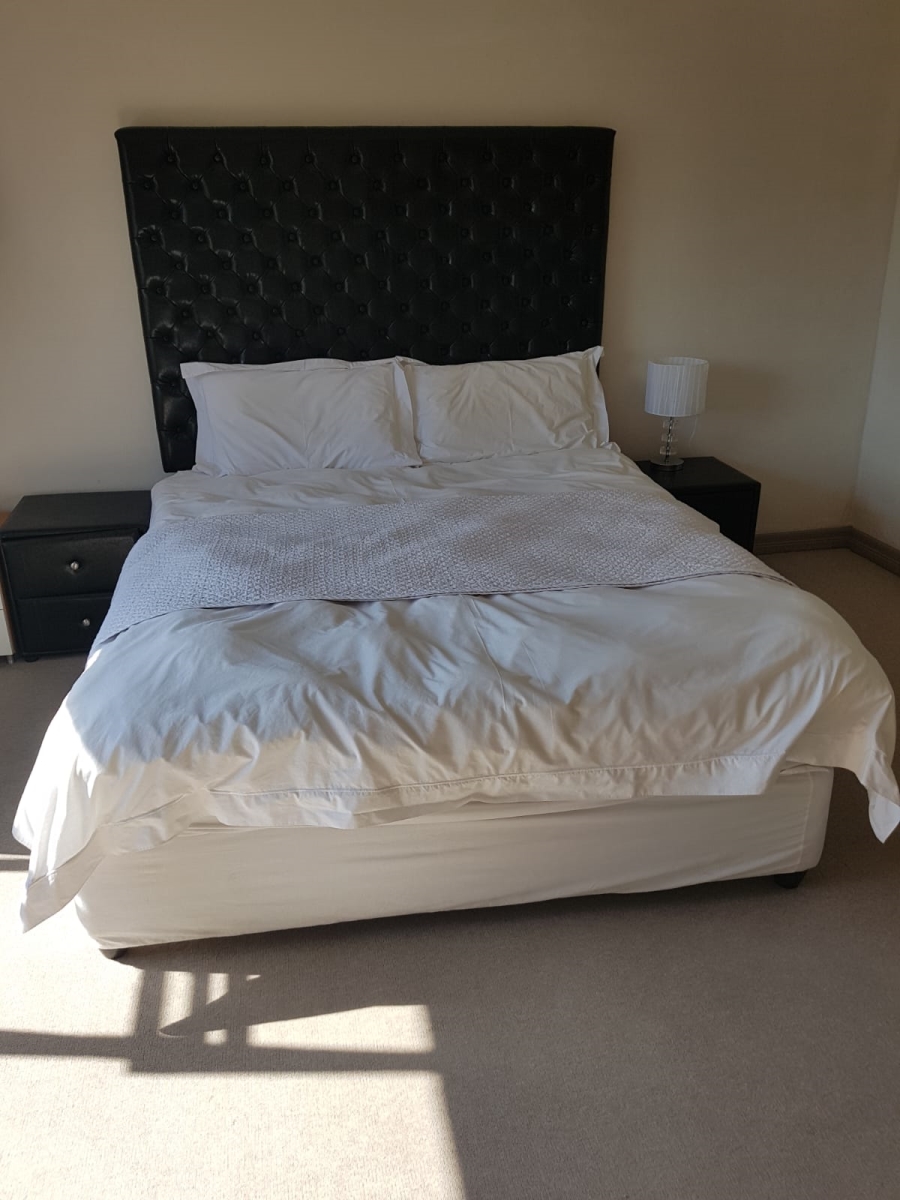 2 Bedroom Property for Sale in Morningside Gauteng